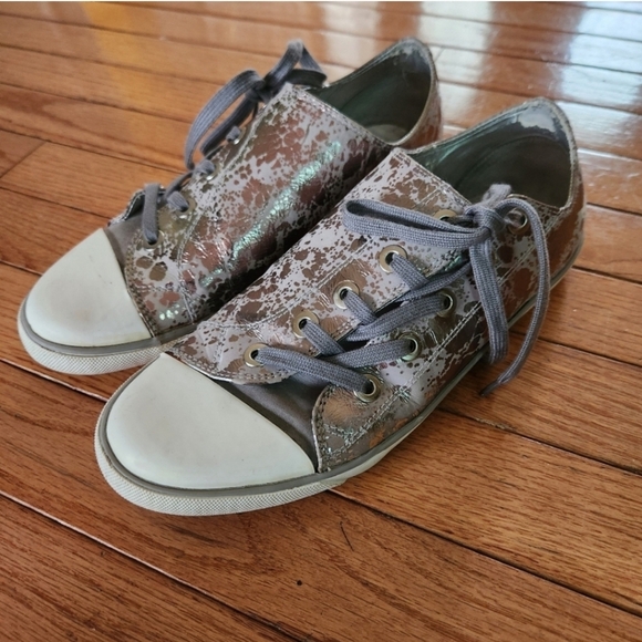 Jessica Simpson Carbon Splatter Metal Sneakers - Picture 4 of 6